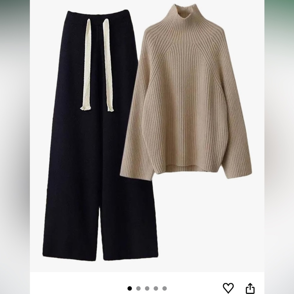 Luxe Women’s 2 piece sweater set. Turtleneck Sweater/Wide Leg Knit Pants- size L
